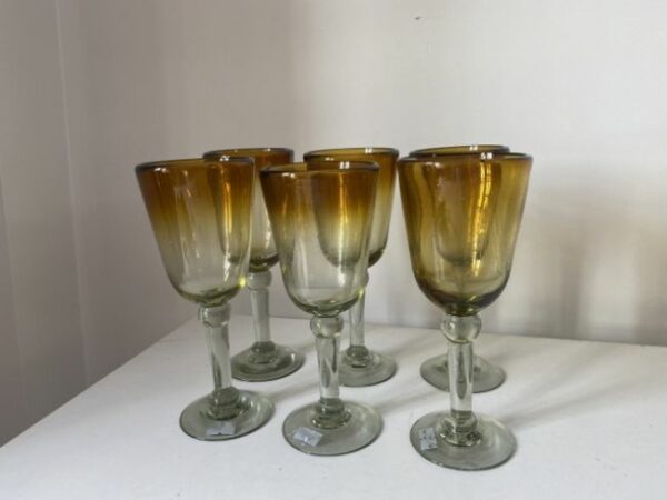 White Wine Glass 23cm handlbown glass – Ambar