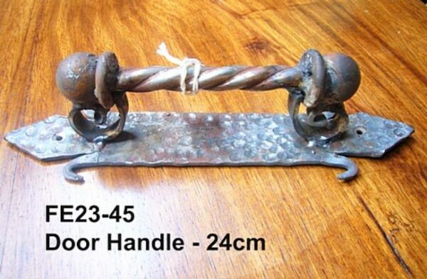 Door Pull Aljadera Twisted Iron 23cm