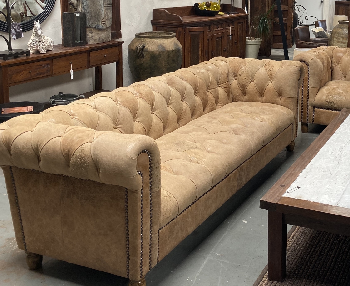 Chesterfield 2.4m Full Grain Leather "Ruina" Oak LA Imports