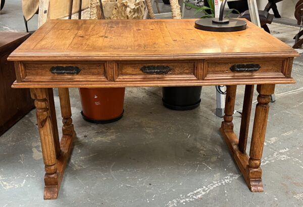 Desk- Wormwood 3 drawer  1.3*.9*.79h